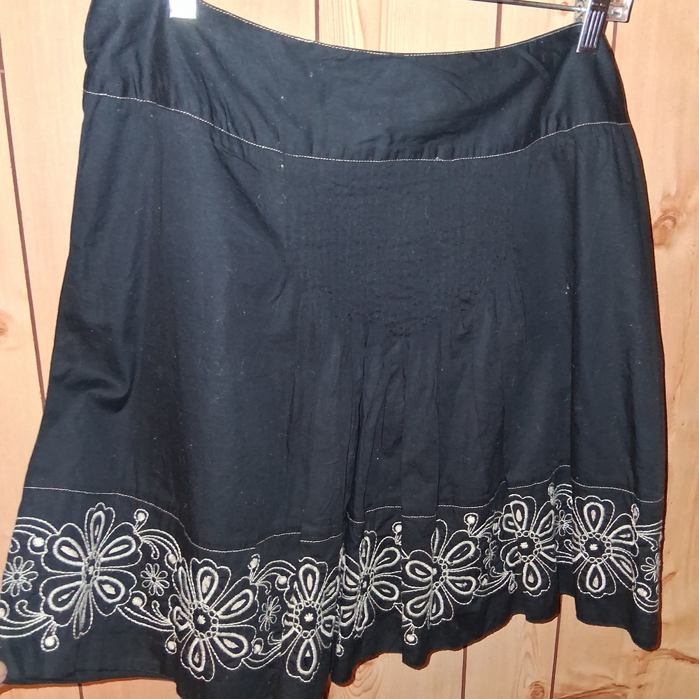 Millenium Elegant Black Embroidered Skirt